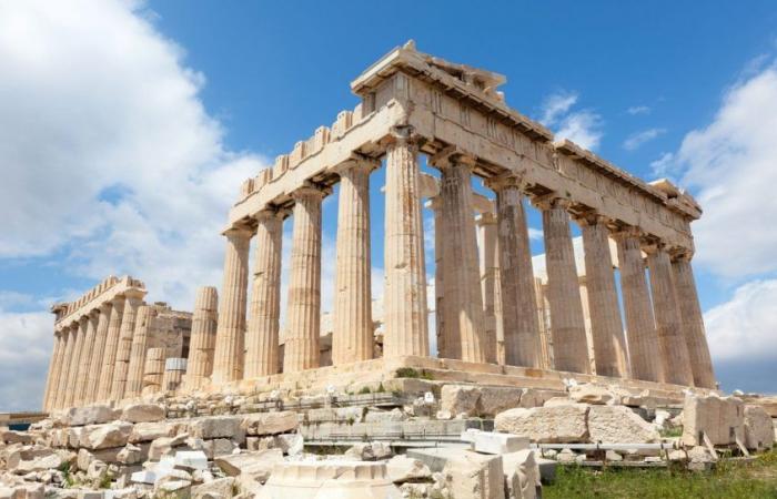 Porque la Acrópolis de Atenas estará cerrada durante determinadas horas del día durante el verano