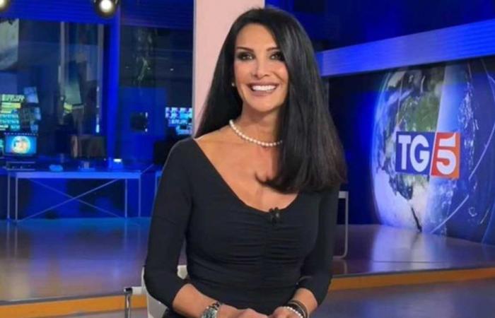 Elena Guarnieri, ella es la showman de televisión pero ¿la has visto alguna vez en bikini? Es una maravilla impresionante