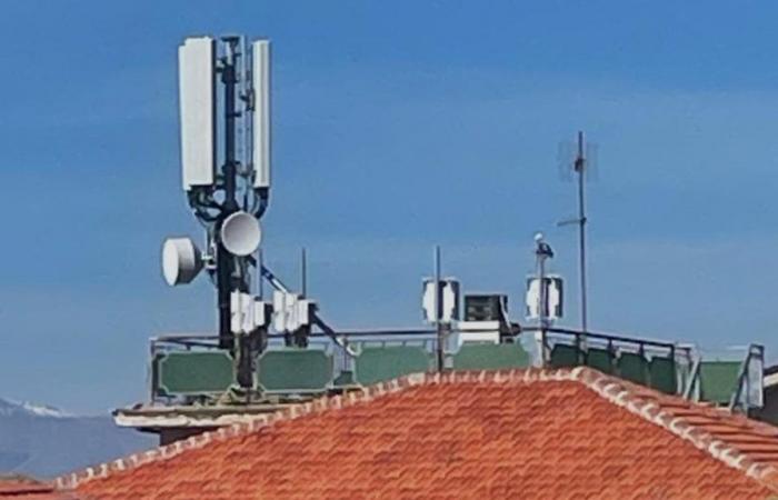 Nuevas antenas, parada del Municipio en Lerici. “No compatible con el paisaje”