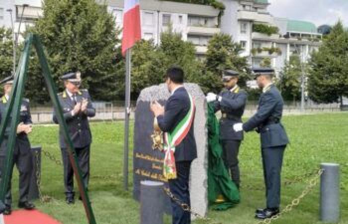 La llama de la Guardia di Finanza destaca en Legnano (Vídeo)