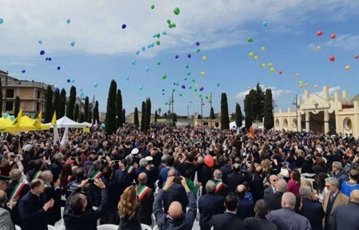 Marcha contra el crimen en Casal di Principe, San Cipriano y Casapesenna, la diócesis de Aversa junto a los municipios |