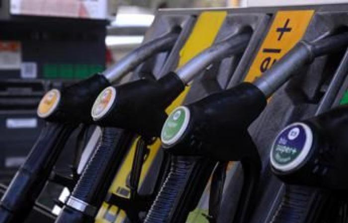 Gasolina y diésel, los precios suben hoy en el surtidor – Revista Sbircia la Notizia