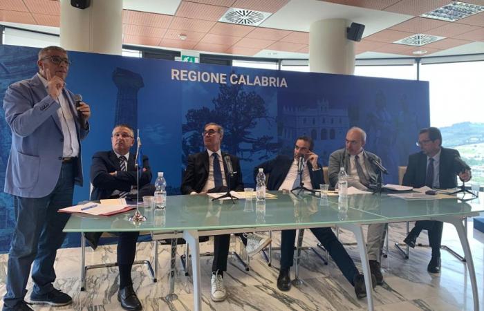 El Ayuntamiento de Corigliano Rossano se salta la reunión en la nueva carretera estatal 106 por “culpa” de Anas