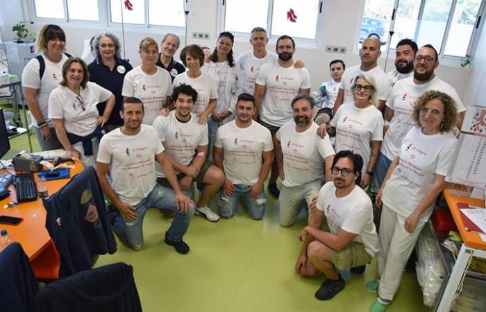 Día Mundial del Donante de Sangre, “Generosidad en la portería” con la donación de camisetas de celebración del Cus Siena Rugby del 14 de junio donadas por asociaciones voluntarias – Centritalia News.