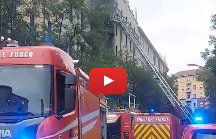 un gran incendio devasta un edificio, mueren un hombre de 34 años y sus padres; el vídeo de ansa