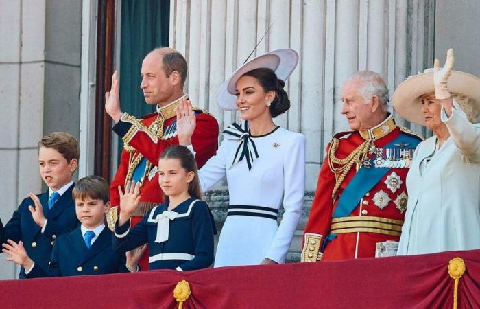 Tropando el color, desde el regreso de Kate Middleton hasta el gesto cariñoso del rey Carlos (y la mala educación de los Sussex): que pasó