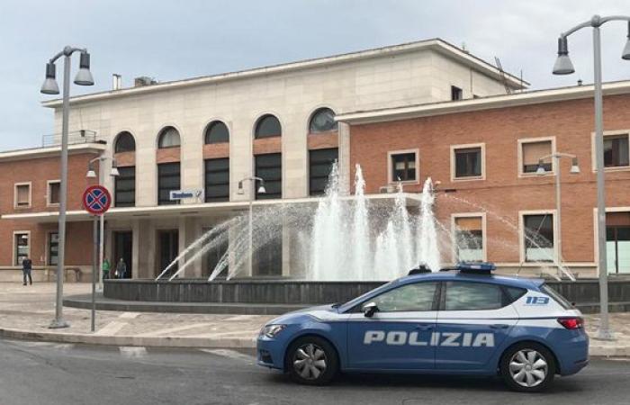 Benevento, robo agravado de un reloj inteligente en una tienda del Rione Ferrovia: denunciaron dos hombres – NTR24.TV