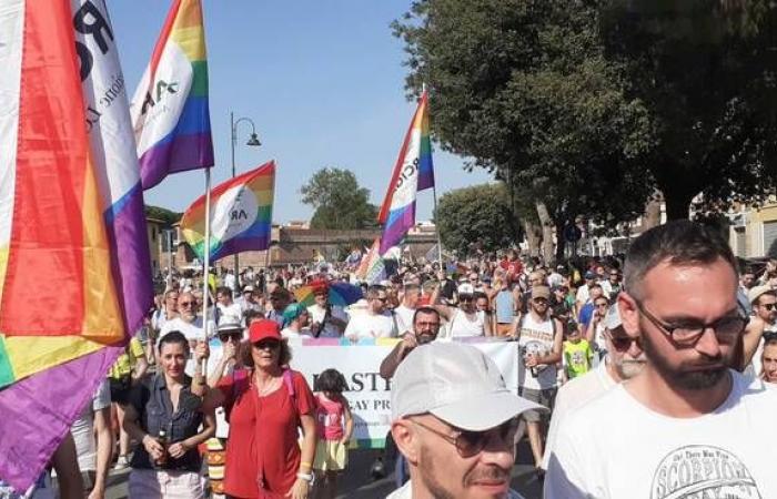 Paolini (Lucca por el medio ambiente): “Quien no quiera el Orgullo Gay no debe exponer las supuestas raíces católicas de la ciudad”