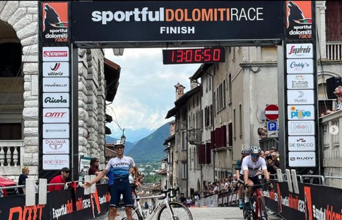 “Tenía que ir a misa y llegué tarde”: anciana no se detiene y atropella a tres ciclistas de la Carrera Dolomiti