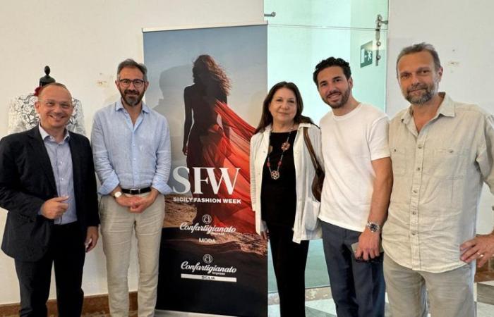 Semana de la Moda de Sicilia, el alcalde de Monreale se reúne con las empresas participantes. Los B2B cierran, hoy desfile en Villa Tasca: alta costura en la pasarela