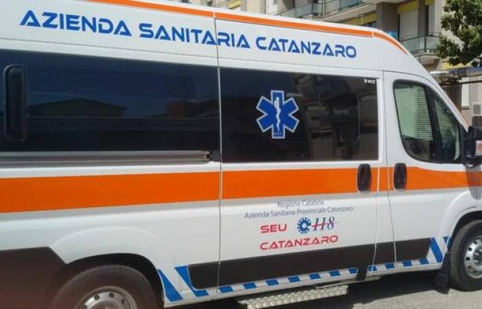 Contratado por la ASP de Catanzaro 12 enfermeras para 118 y Azienda Zero, y 10 médicos en higiene y salud pública