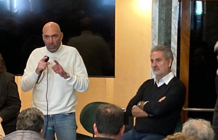 Ballot en Bari, Laforgia y Leccese firman el pacto por la legalidad con el M5S