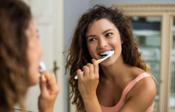 Hemos descubierto un vínculo entre la forma en que te cepillas los dientes y tu capacidad de memoria: ver para creer