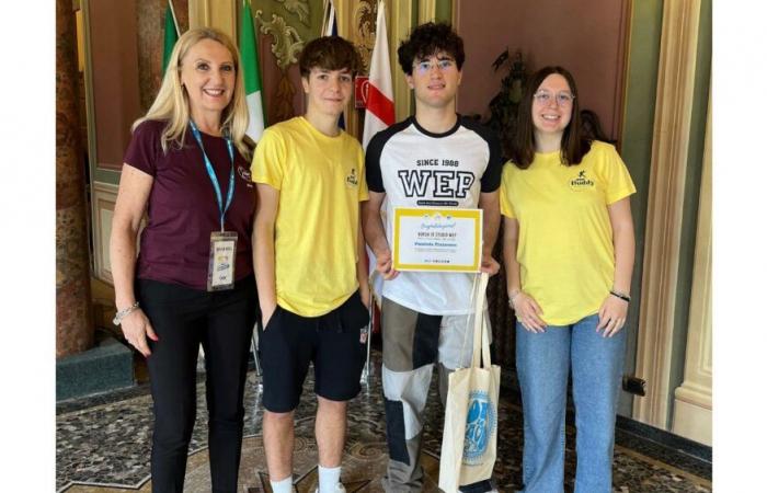 WEP otorgó 4 becas a estudiantes de Varese, Busto Arsizio y Gallarate