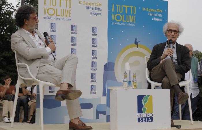 “A Tutto Volume – Los libros celebran en Ragusa”, auge de lectores y ventas de libros para la 15ª edición del festival | Se estiman 20 mil asistencias en cuatro días