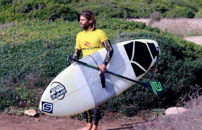 “La pasión por el surf se ha convertido ahora en un negocio”