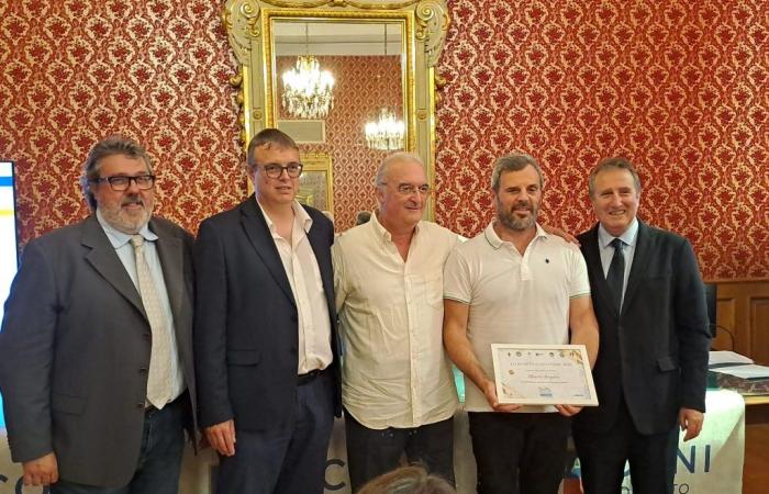 un éxito en el Salón Rojo del municipio de Savona – Eco di Savona