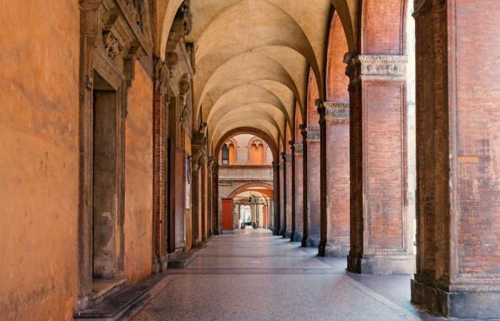 Puedes encontrarlos en muchas ciudades italianas, pero los de Bolonia y Turín son los más largos que jamás hayas visto.