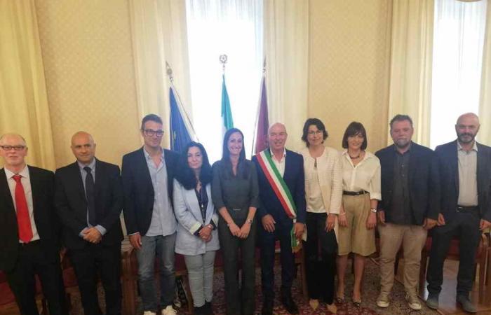 Salvetti: aquí está el equipo de gobierno junto a Livorno. Todas las delegaciones – Livornopress