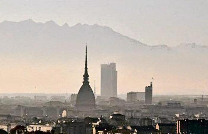 Primer juicio en Italia sobre el smog, en Turín ex alcaldes, gobernadores y concejales acusados ​​de contaminación ambiental