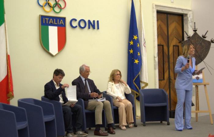Se presentó el libro sobre la “Vida olímpica y deportiva de Renzo Nostini”. El presidente federal Paolo Azzi: “Es un honor y un deber recordar a un gran líder al que la esgrima italiana estará ligada para siempre”