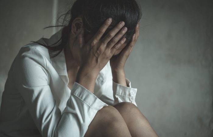 Pordenone, violada cuando regresaba a casa después de su turno de trabajo: arrestada una joven “desprevenida” de 29 años