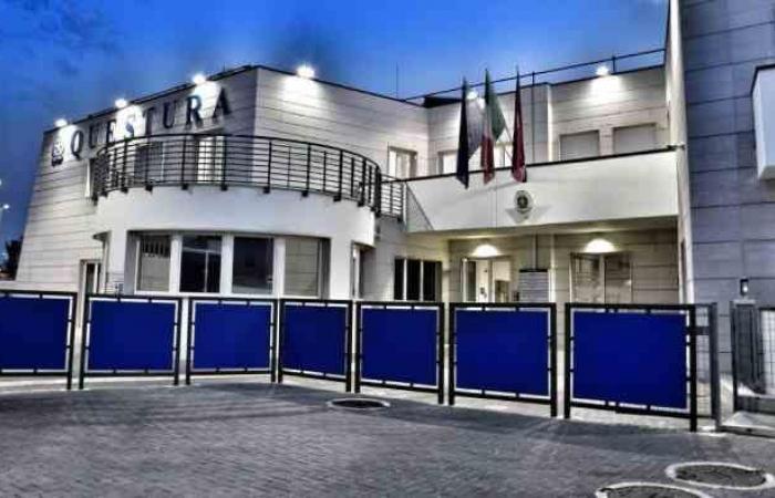 Pasaportes: la jefatura de policía de Andria también abre por la noche