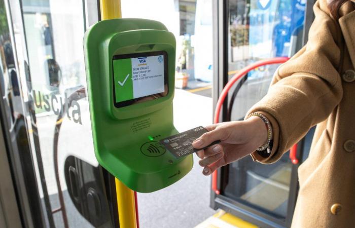 Asf Bus: ahora en las líneas más turísticas del Lago de Como puedes pagar con tarjetas, smartphones y relojes inteligentes