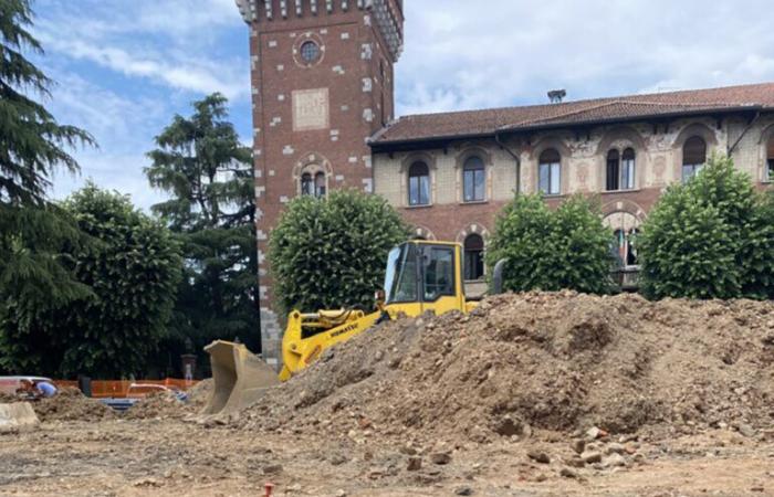 Milán | Rho – Reurbanización de Piazza Visconti: emergen 2 vías romanas y hallazgos contemporáneos