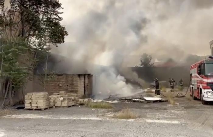 GUIDONIA – Una montaña de residuos en llamas, el incendio en la zona industrial ha sido apagado