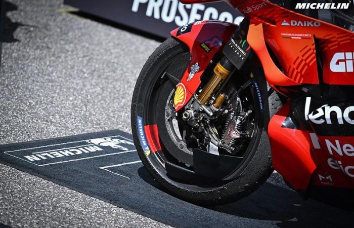 “¿No volvemos al error habitual de los años 80? No, podemos esperar las mismas revoluciones” – Corrado Cecchinelli sobre los nuevos motores para 2027 en MotoGP.