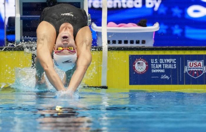 Nadando, Regan Smith recupera el récord mundial en los 100 espalda en las Pruebas Olímpicas