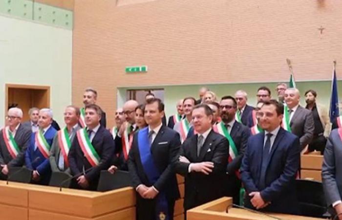 El prefecto Michele Campanaro se reúne con los nuevos alcaldes de la provincia – Ondanews.it