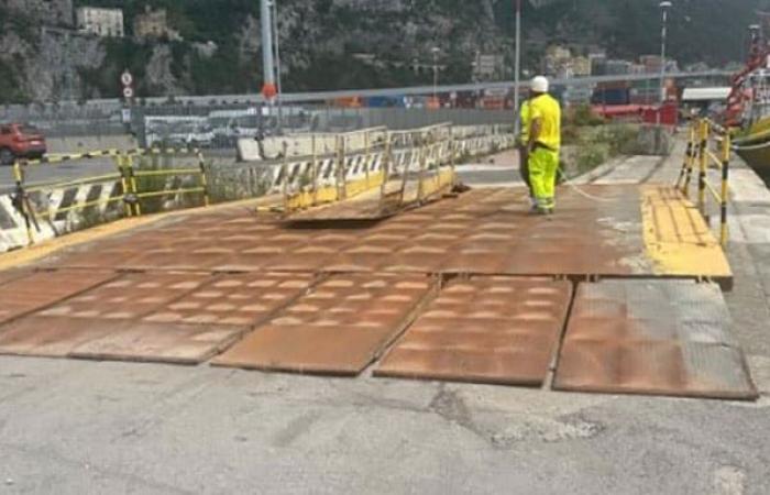 Puerto de Salerno, comenzaron los trabajos para restaurar la funcionalidad de la Banchina Rossa