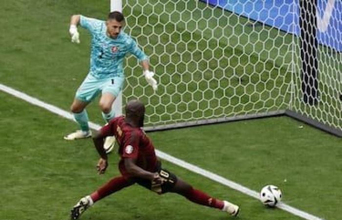 Euro 2024, la Turquía de Montella vence a Georgia por 3-1. Portugal-República Checa 2-1