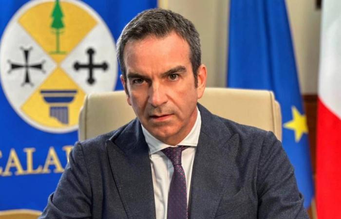 Autonomía, Occhiuto: “Error del centro derecha, FI Calabria no votó a favor del proyecto de ley”