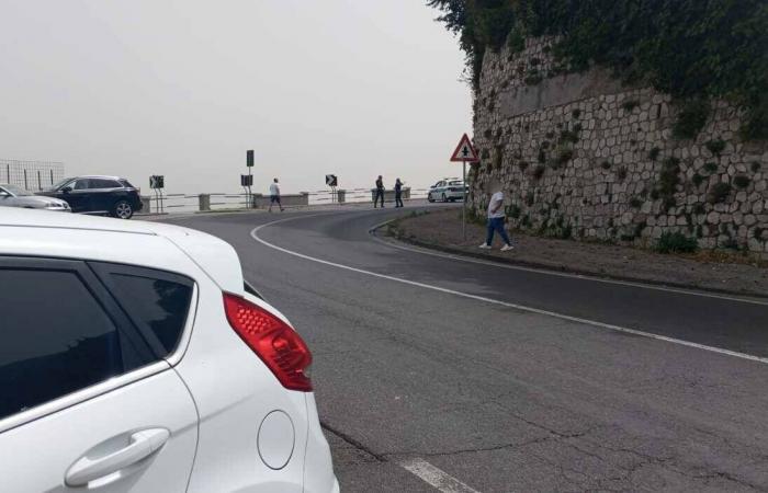 Castellammare, rotura de la tubería de agua en Via Acton: la carretera hacia Vico Equense está cerrada