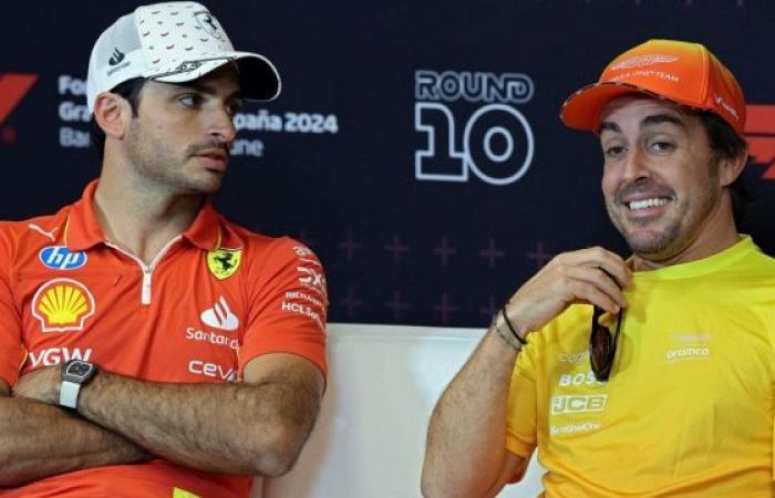 F1, derbi de Sainz en Ferrari: “España-Italia, ganamos 2-1” y Alonso exagera. Carlos: “El futuro en días””
