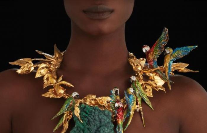 El fascinante incendio del Etna: la colección de joyas “Superstones” llega a Catania
