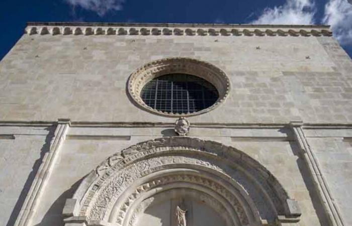 San Pietro, L’Aquila abraza una vez más la iglesia de Capoquarto