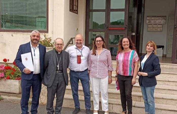 Mons. Ruzza visita la prisión de Civitavecchia • Terzo Binario News
