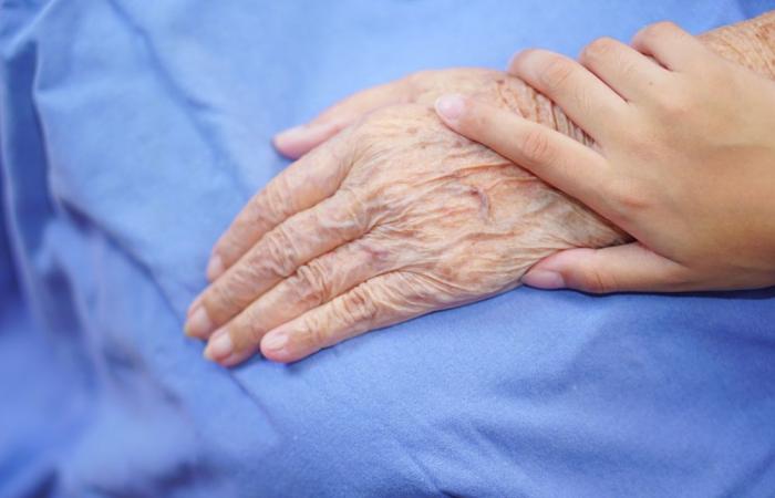Asti, persisten inconvenientes en la distribución de pañales para personas mayores