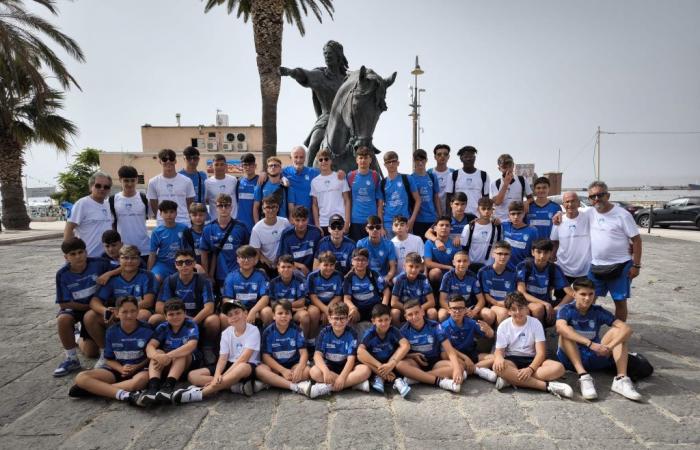 El sector juvenil del Manfredonia Calcio presente en la 3.ª Coppa del Sole en Marina di Sibari