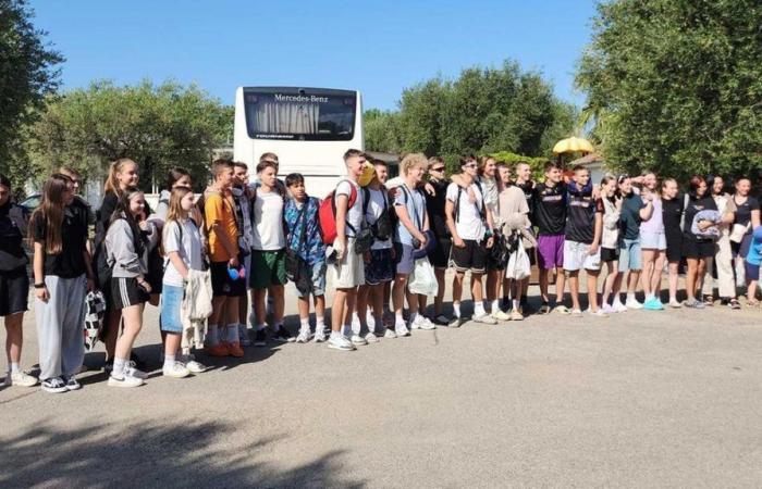 Voleibol contra la guerra. Jóvenes ucranianos alojados