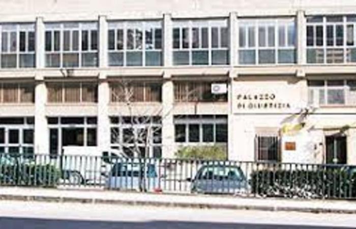 Basta de audiencias hasta la noche, otro cierre patronal de los abogados penalistas de Caltanissetta