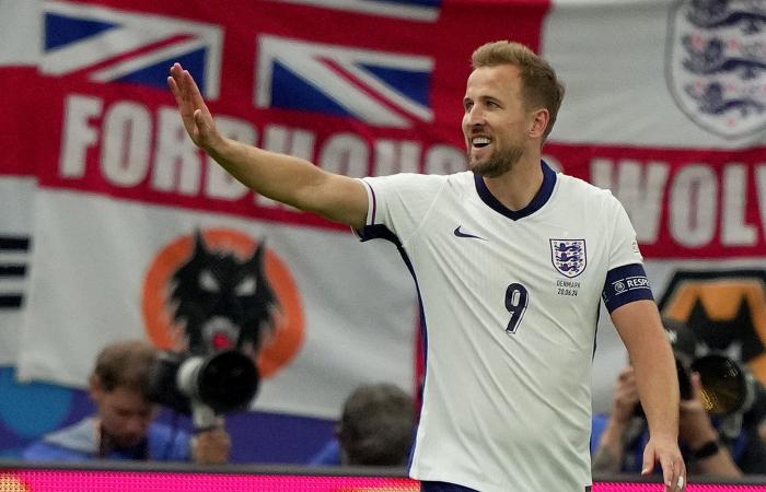 Inglaterra no gana y no convence: termina 1-1 contra Dinamarca pero los octavos de final están a un paso