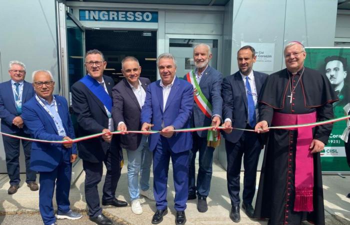 Inauguración de la sede de CISL Treviso. Sbarra: “Necesitamos respeto por la dignidad del trabajo. Autonomía, participación, reformismo raíces de la CISL”