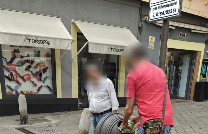 aquí están los ‘astutos’ recolectores de basura, dos de ellos para tirar una bolsa a la basura de la calle (Foto) – Sanremonews.it