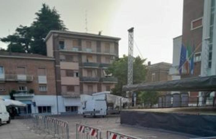 Anva Confesercenti Modena y Fiva Confcommercio dicen no al aumento del 8% en el alquiler de mercado del Municipio de Maranello
