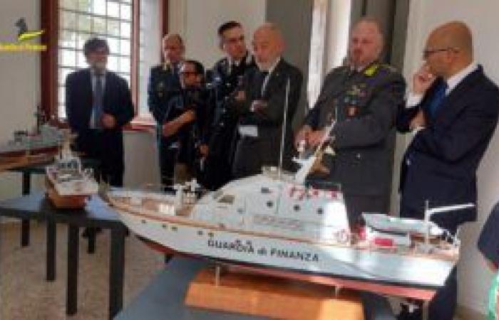 Ragusa. 250 aniversario de la fundación de la Guardia di Finanza: conmemoración de los caídos de Porto Ulisse durante el desembarco aliado en Sicilia